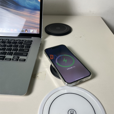 Büromöbel Rund-Qi-Wireless-Ladegerät mit EU-Steckdose & USB a+c für Sofa-Tisch-Ladestation
