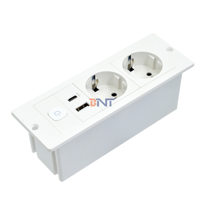OEM/ODM ABS EU-Standard 5V 2.1A Leistung USB A+C Ladeseite Eingebauter Schreibtisch/Sofa Hotel/Bar/Sitzungsraum Steckdose